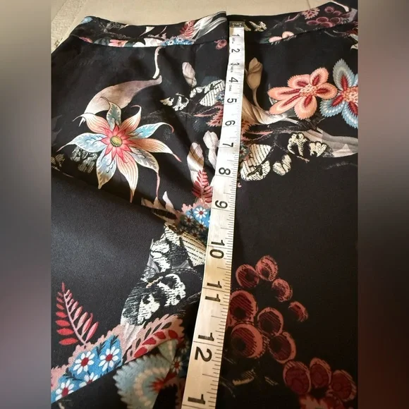 H&M Crane Print Satin Wide Leg Trousers High Waist Floral Size 6 - Picture 11 of 12